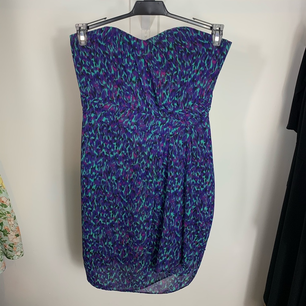 Strapless dress